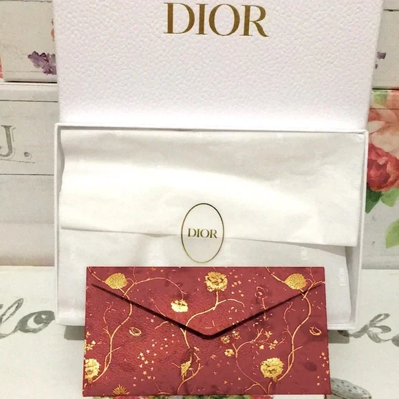 Brand New! DIOR Holiday Red White & Gold Gift Box/Envelope/Tissue/Ribbon Set!❤️✨ - Picture 6 of 15